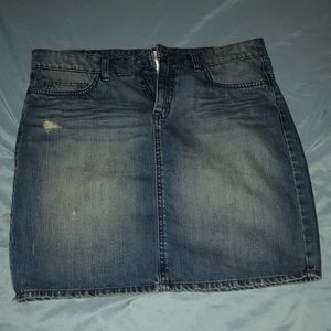 NWT H&M denim skirt. Size 12